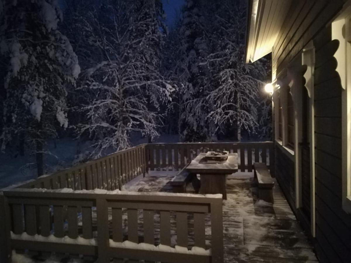 Raekkipirtti Villa Luosto Bagian luar foto