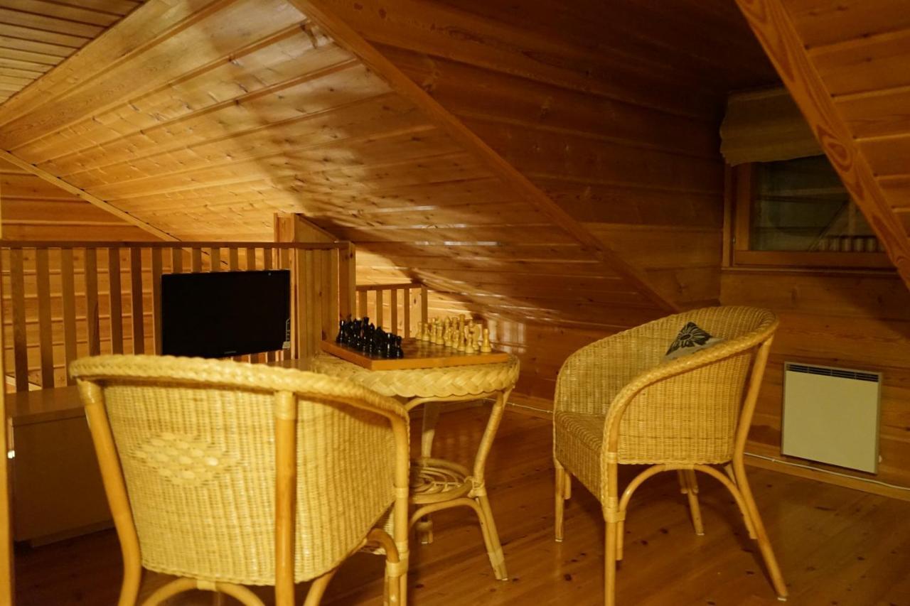 Raekkipirtti Villa Luosto Bagian luar foto