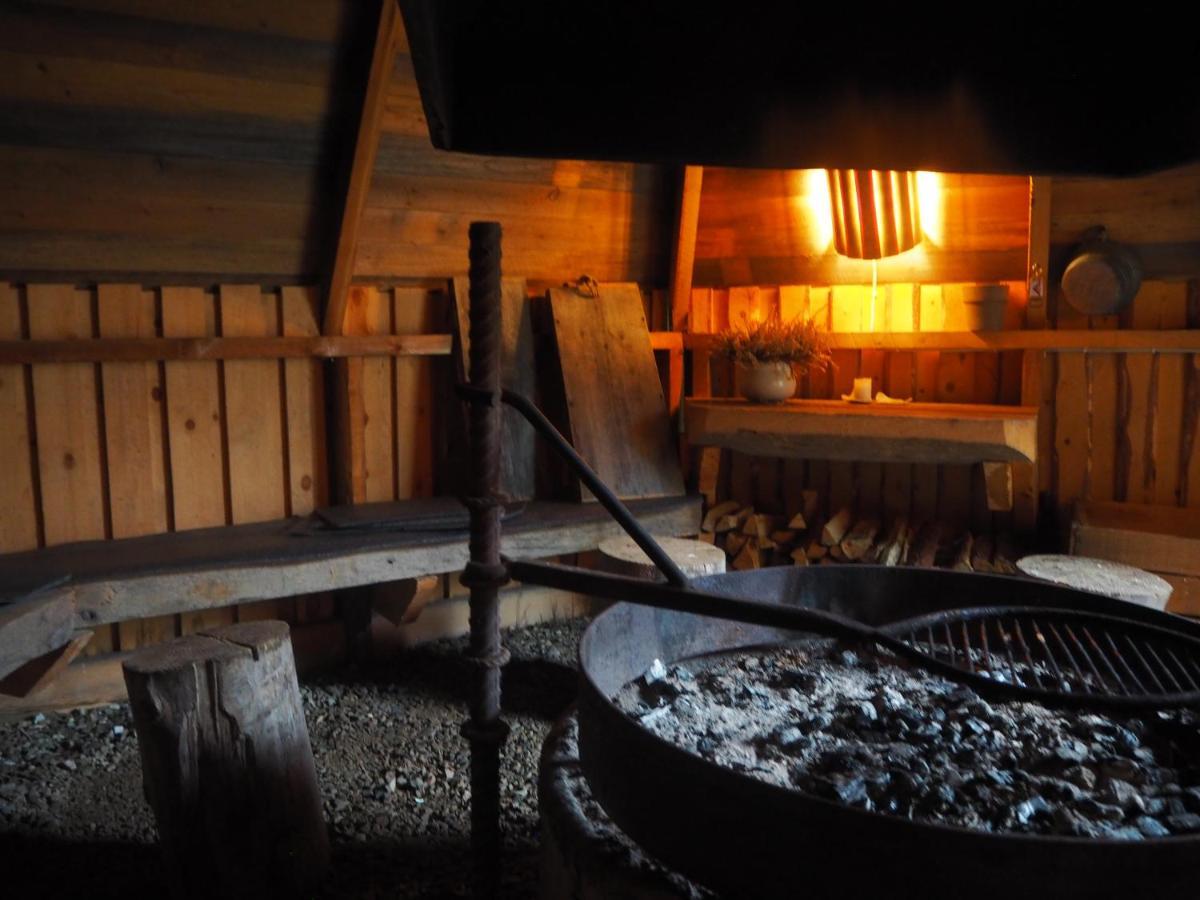 Raekkipirtti Villa Luosto Bagian luar foto